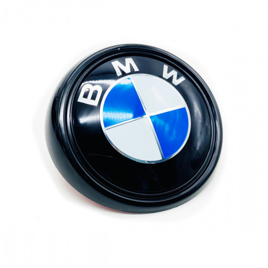 Автологотип емблема BMW X3 F25 2010-2017 синьо-біла задня чорний подіум