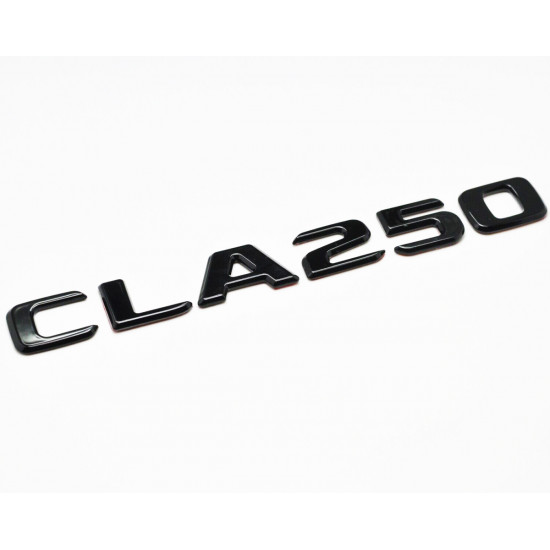 Автологотип шильдик эмблема надпись Mercedes CLA250 черный глянец