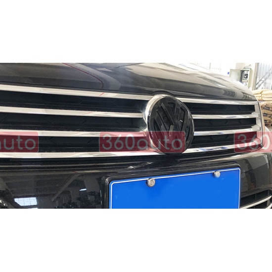 Автологотип емблема Volkswagen Touareg 2014-2018 чорний глянець в решітку радіатора