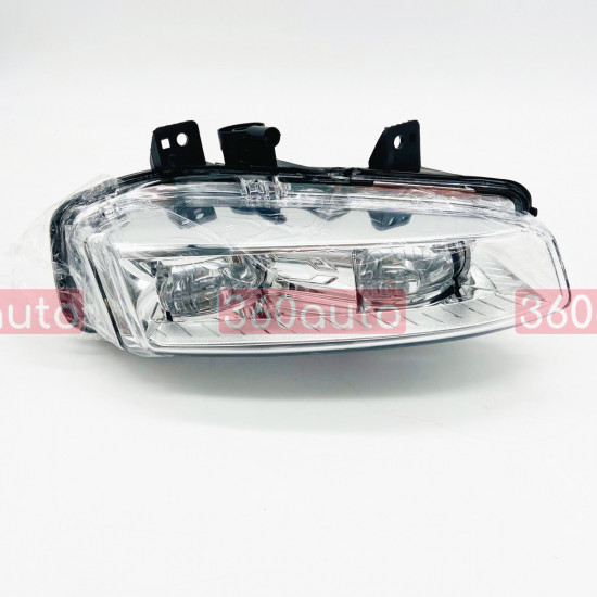 Противотуманная фара на Land Rover Range Rover Evoque 2011-2015 правая LR026089