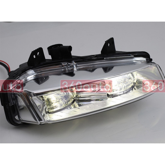 Противотуманная фара на Land Rover Range Rover Evoque 2011-2015 правая LR026089