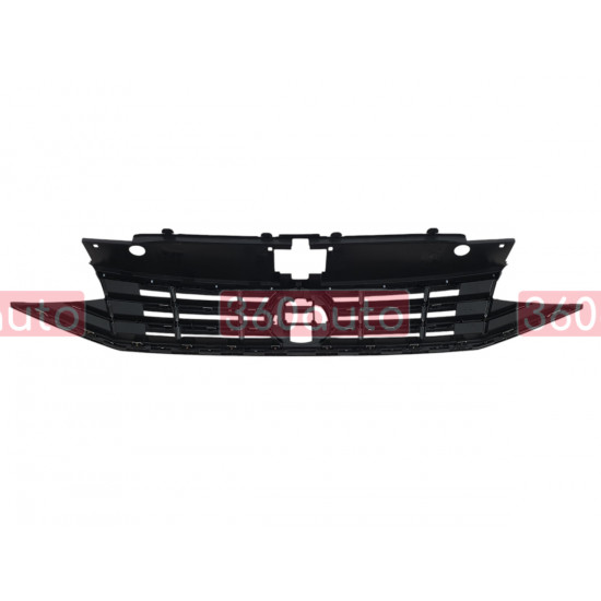 Решетка радиатора (стиль R-Line) V1 на Volkswagen Passat B8 2014-2019