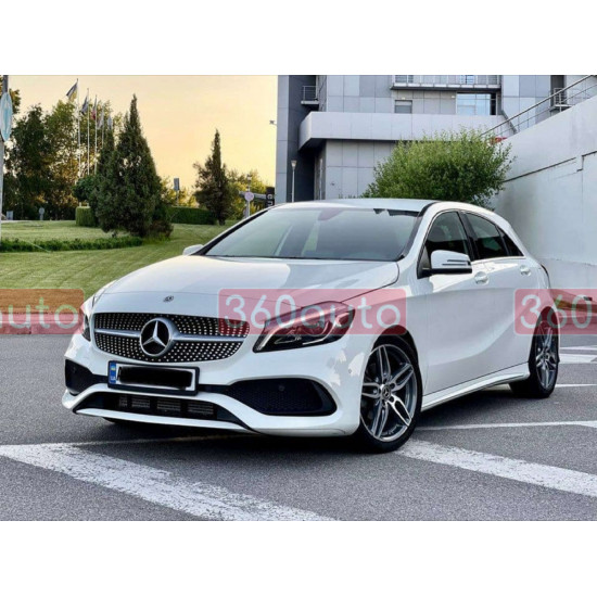 Решетка радиатора Silver Diamond на Mercedes A-Class W176 2012-2015