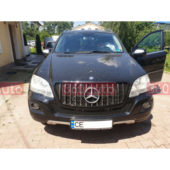 Решетка радиатора Chrome Black GT на Mercedes ML-Class W164 2008-2011