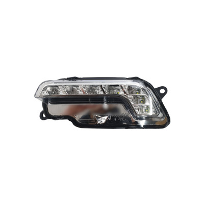 DRL ходовые огни LH на Mercedes E-Class W212 2009-2013