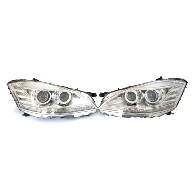 Передние фары (Bi-Xenon Adaptive) без блоков на Mercedes S-Class W221 2009-2013