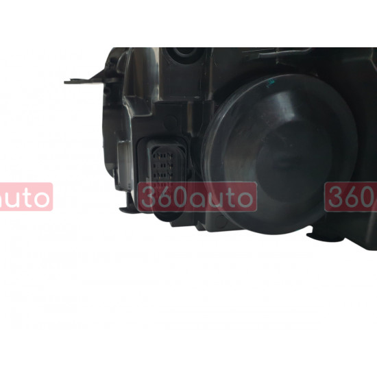 Передние фары (Xenon GTI) Black на Volkswagen Golf VI 2008-2012