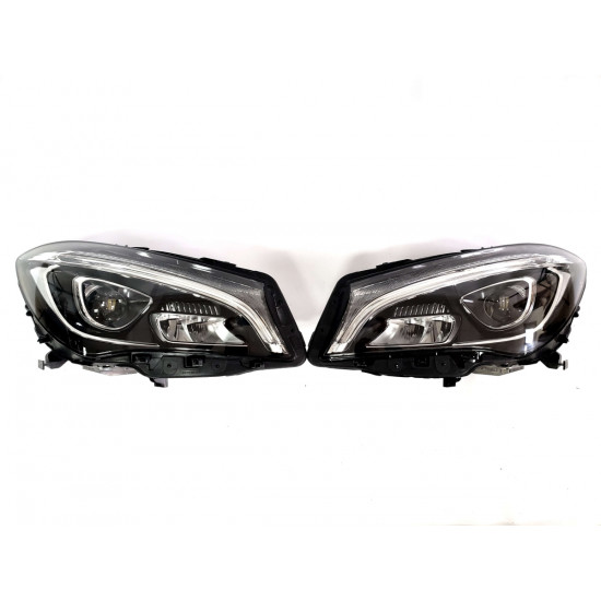Передние фары Full Led (оригинал комплектные) на Mercedes CLA-Class C117 2017-2019