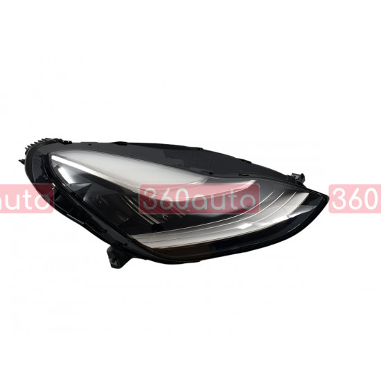 Передние фары LED на Tesla Model 3 2017-2022