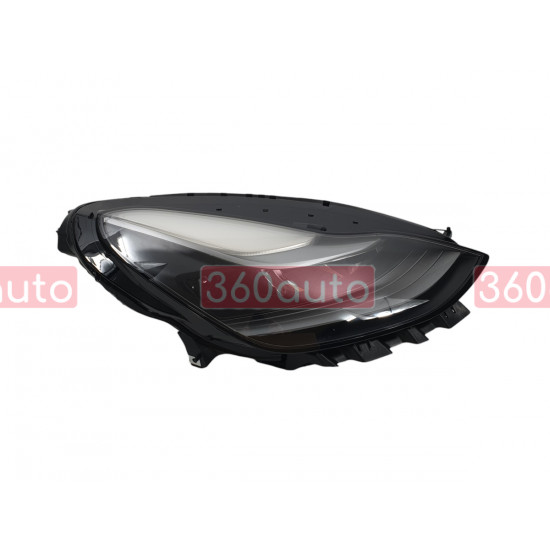 Передние фары LED на Tesla Model Y 2020-2024 года