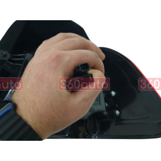 Задние фонари (GTI) на Volkswagen Golf VI 2008-2012