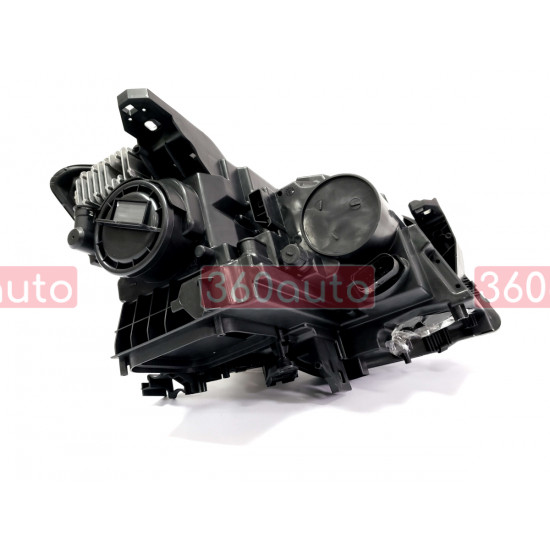 Передние фары (Bi-Xenon) без блоков на Mercedes GLA-Class X156 2013-2017
