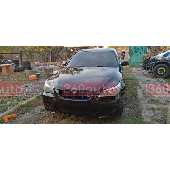 Ноздри M-color (Двойные M-Look) на BMW 5 E60, E61 2003-2010