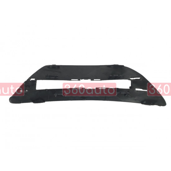 Решетки в бампер RH на Mercedes C-Class W204 2007-2014