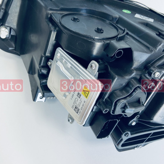 Передні фари на BMW 5 F10, F11 2010-2017 Xenon Adaptive комплектні з блоками