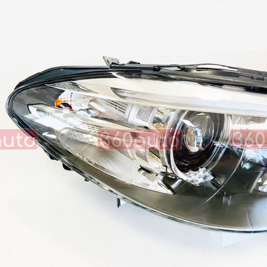 Передні фари на BMW 5 F10, F11 2010-2017 Xenon Adaptive комплектні з блоками