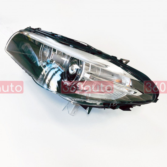 Передні фари на BMW 5 F10, F11 2010-2017 Xenon Adaptive комплектні з блоками