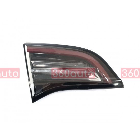 Задние фонари на Tesla Model 3 2017-2022 года