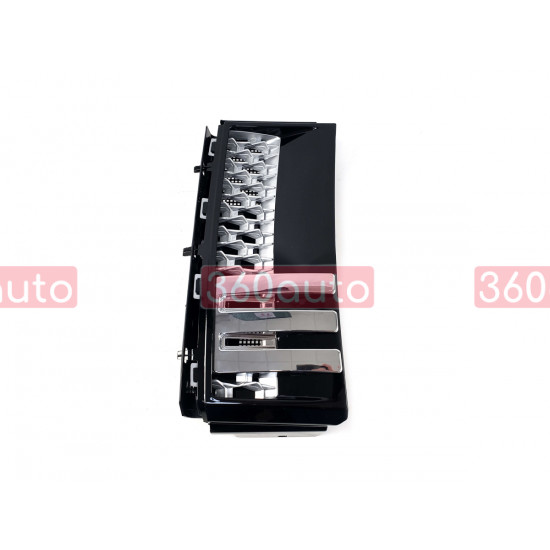 Жабра на Land Rover Range Rover Vogue L322 2010-2013 года