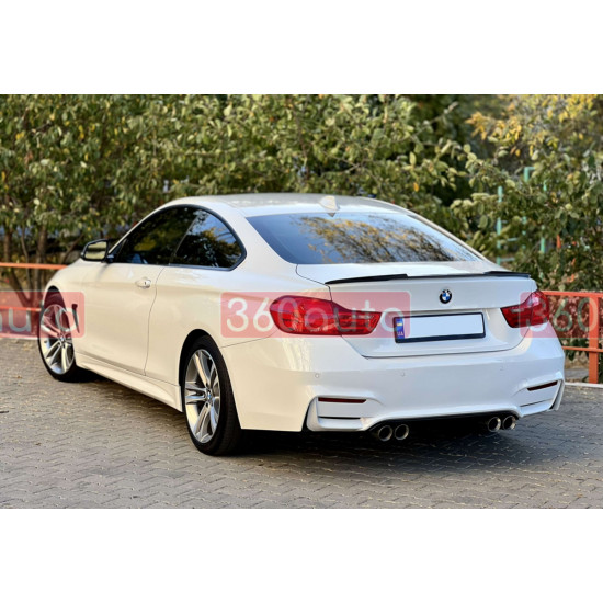 Комплект обвесов (стиль M4 F82) на BMW 4 Series F32/F33 2013-2020 года