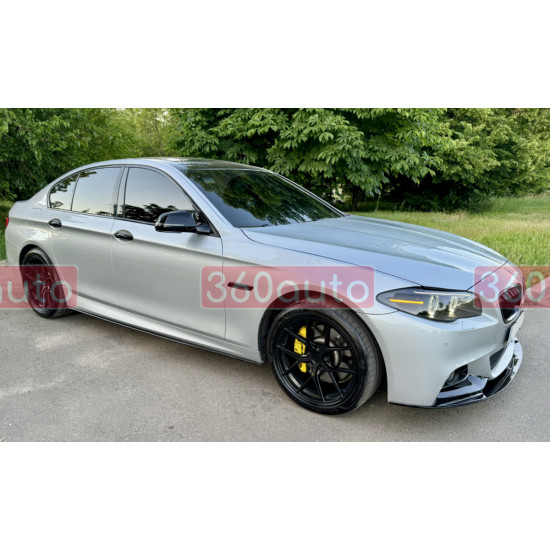 Лезвия на пороги Черный глянец (M-Performance) на BMW 5 Series F10/F11 2010-2017 года