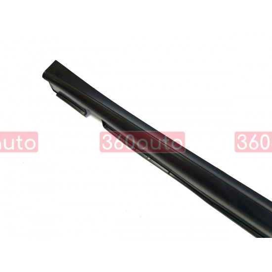 Накладки на пороги (стиль M5) на BMW 5 Series E60/E61 2003-2010 года