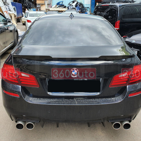 Спойлер на BMW 5 F10 2010-2017 M4 style чорний глянець