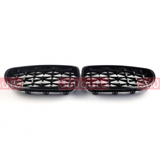 Ноздри Diamond All Black на BMW 5 Series F10/F11 2010-2017 года