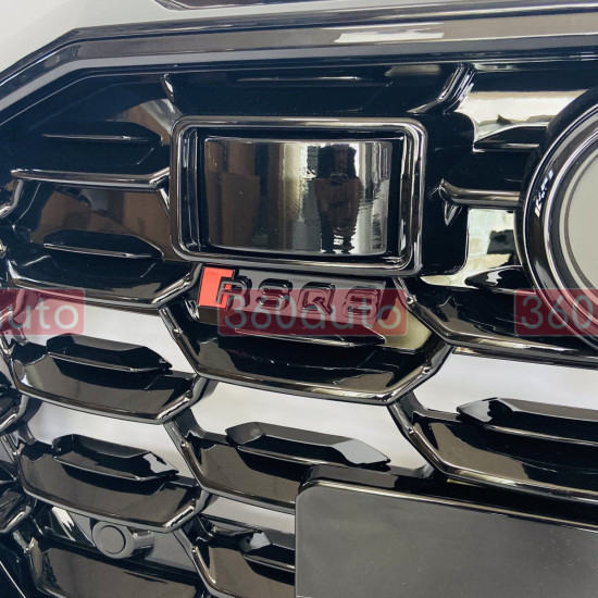 Решетка радиатора на Audi Q8 2018-2023 в стиле RSQ8 2023 Black