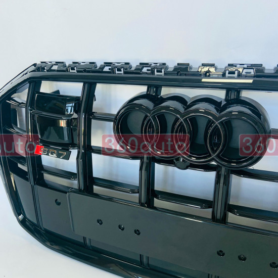 Решетка радиатора на Audi Q7 2020- в стиле SQ7 Black под радары