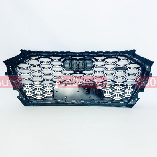 Решетка радиатора на Audi Q5 2020- в стиле RSQ5 Silver black