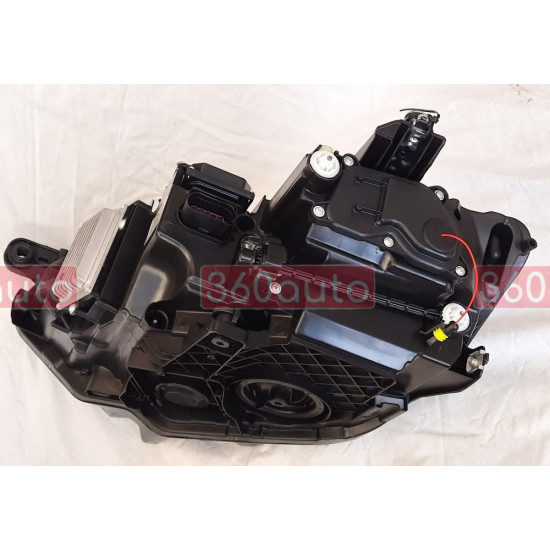 Передние фары на Volkswagen Passat B8 2014-FULL LED вместо штатных галогеновых фар