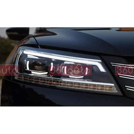 Передние фары на Volkswagen Passat B7 USA 2011-2015 Xenon стиль B8 вместо штатных галогеновых фар
