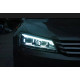 Передние фары на Volkswagen Passat B7 USA 2011-2015 Xenon стиль B8 вместо штатных галогеновых фар