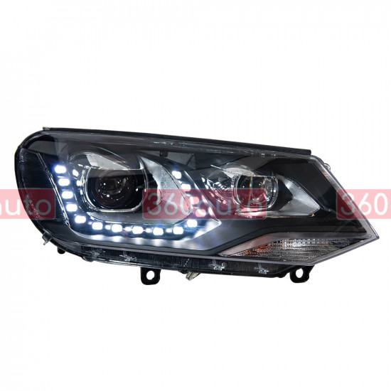 Передние фары на Volkswagen Touareg 2010-2014 Xenon взамен галогена
