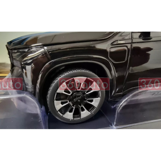 Модель коллекционная BMW XM (G09) Saphire Black 80435B308C3 масштаб 1:18