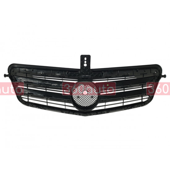Решетка радиатора CL Black на Mercedes-Benz E-Class W212 2009-2013 года