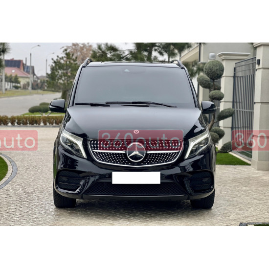 Решетка радиатора (Diamond Black) на Mercedes-Benz V-Class W447 2019-2023 года