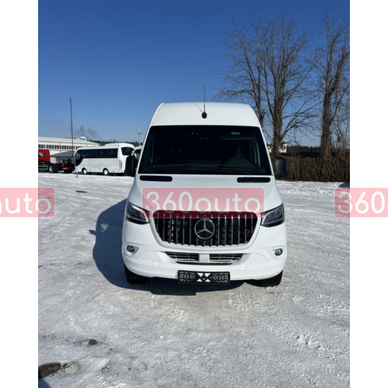 Решетка радиатора (GT Chrome Black) без рамки на Mercedes-Benz SPRINTER W907 2017-2023 года