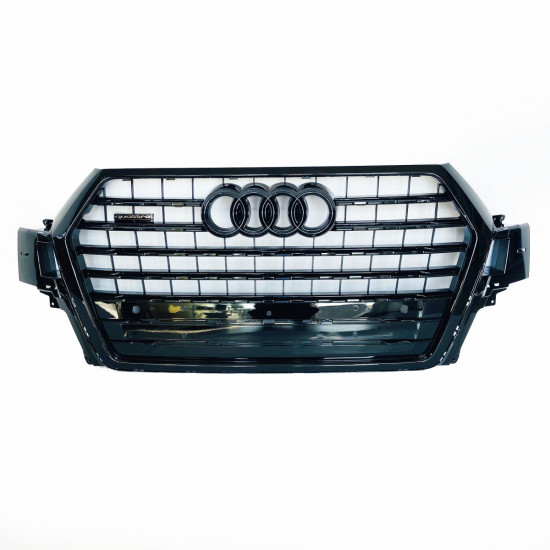 Решетка радиатора на Audi Q7 4M 2015-2020 стиль SQ7 Черный глянец