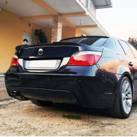 Спойлер на BMW 5 Series E60 2004-2010 стиль M4 черный глянец