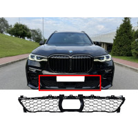 Решетки в бампер на BMW X7 G07 2018-2022 года
