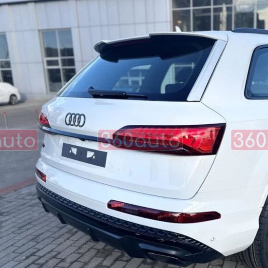 Эмблема черные кольца Audi Q7 2024- Black на крышку багажника 4M0853742F716