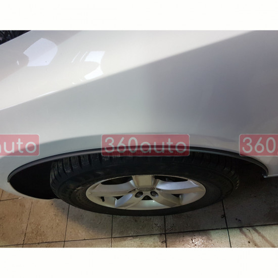 Накладка арки крила на Audi Q5 2008-2017 передняя левая 8R08537174U8