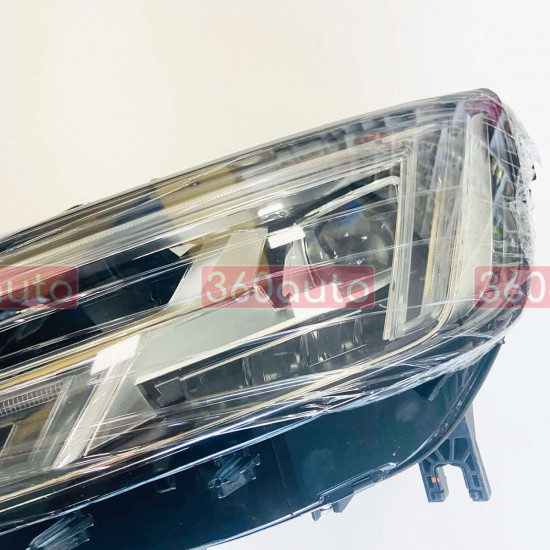 Передние фары на Audi A4 B9 2015-2019 LED Европа комплектные