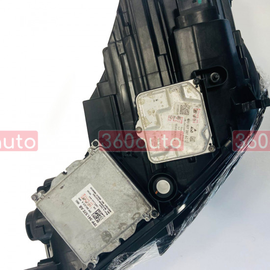 Передние фары на Audi A4 B9 2015-2019 LED Европа комплектные