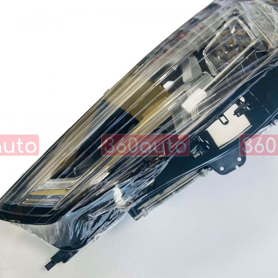 Передние фары на Audi A4 B9 2015-2019 LED Европа комплектные